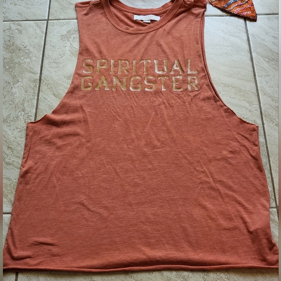Spiritual Gangster cut sidewalk top ✨️ Gold logo lettering. Rock your Ohm - Picture 6 of 9